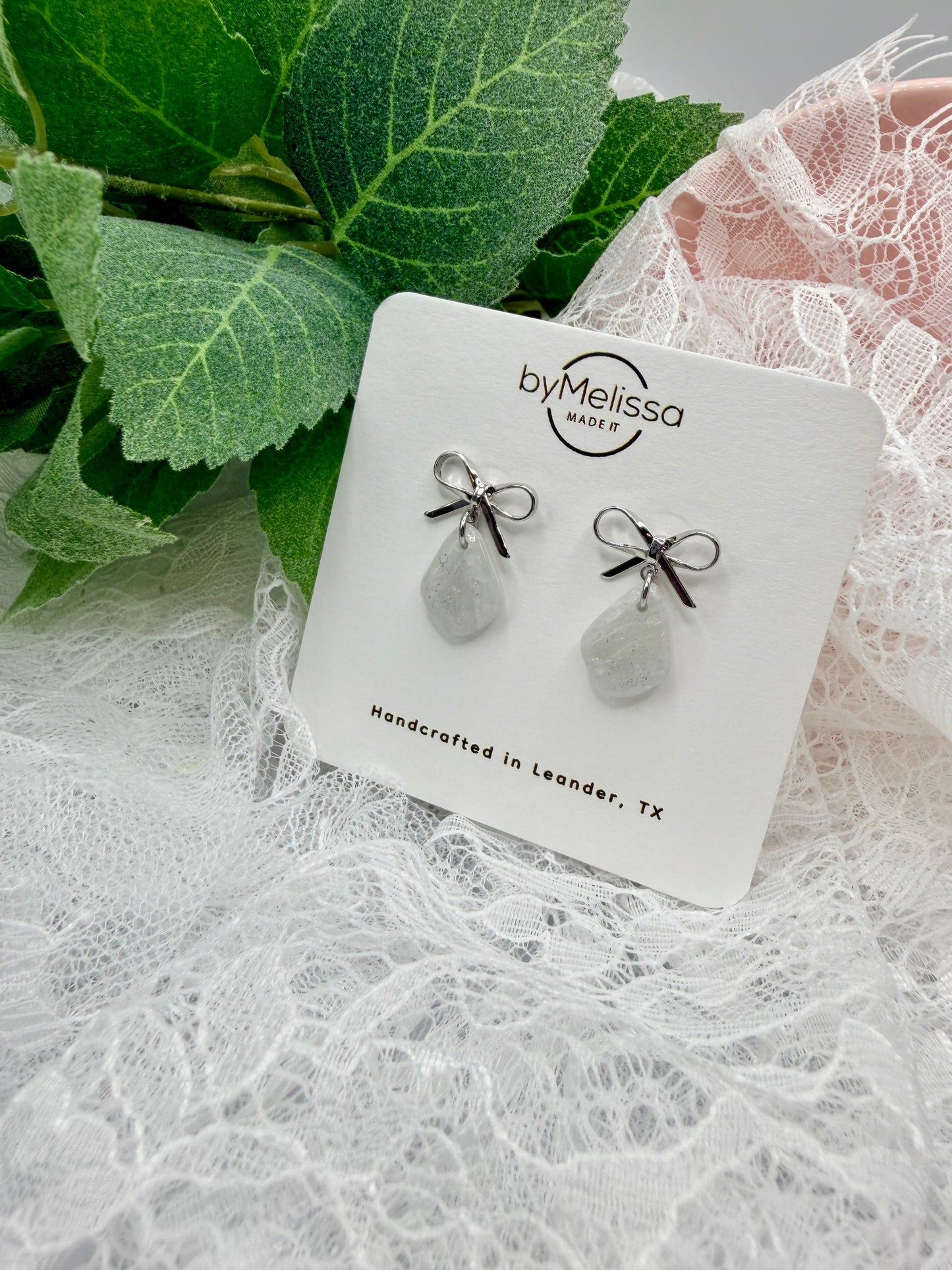 White and Silver Mini Kite Bowknot Earrings