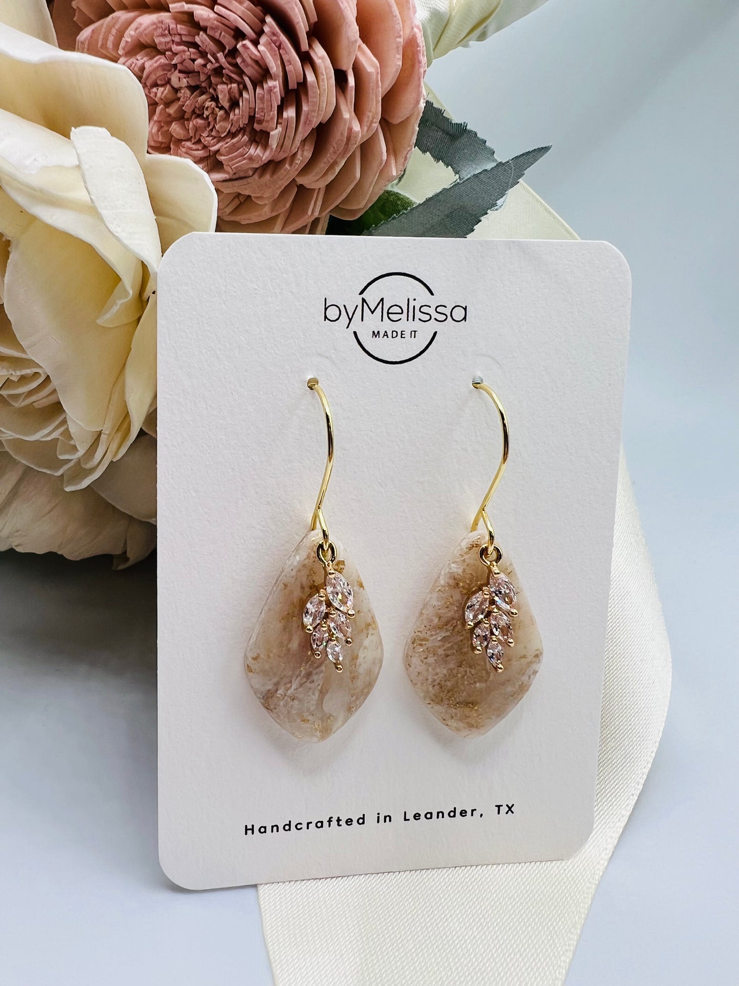 White and Gold Small Kite Drop Earrings