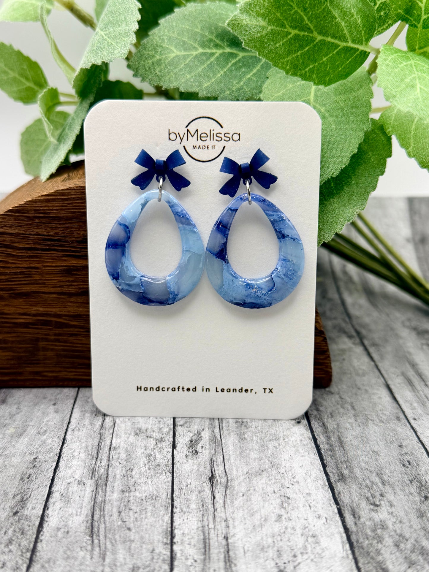 Navy and Columbia Blue Open Circle Drop with Navy Bows