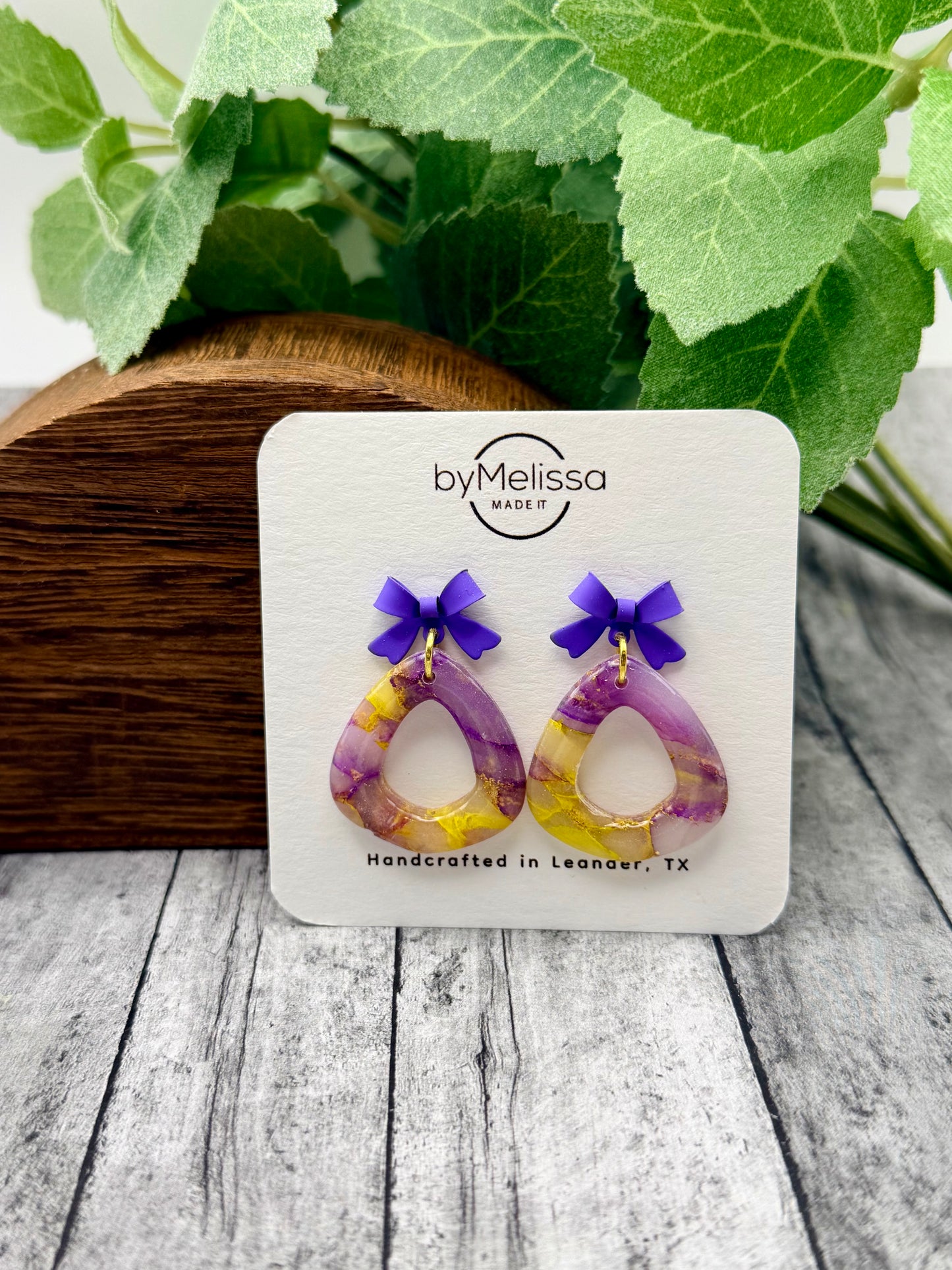 Purple and Gold Open Triangle Drop with Purple Bows