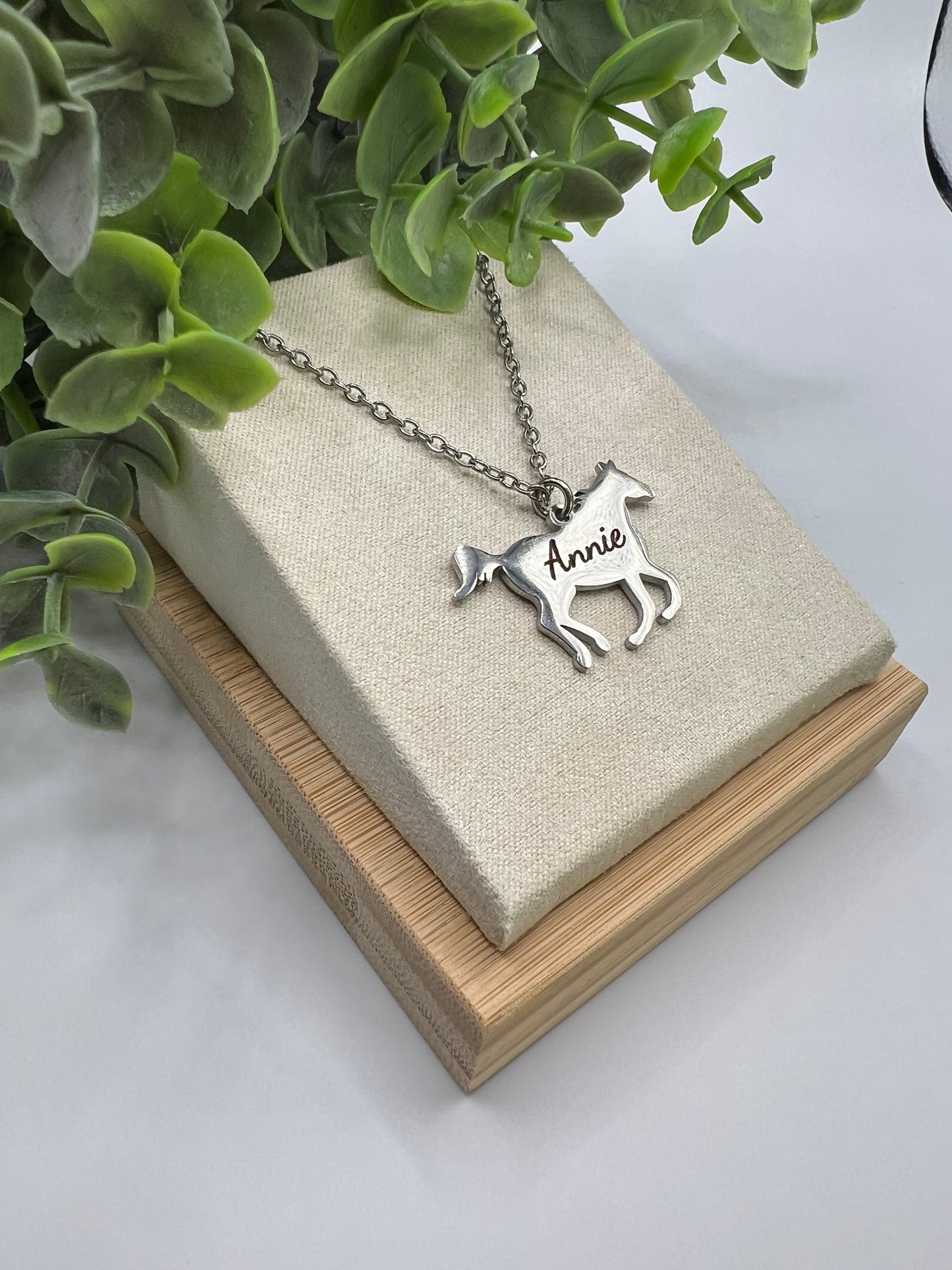 Engraved Horse Pendant Necklace