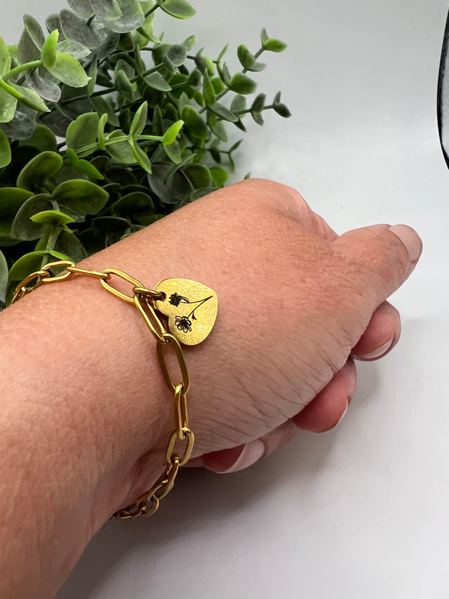 Engraved Petite Paperclip Bracelet with Heart Pendant