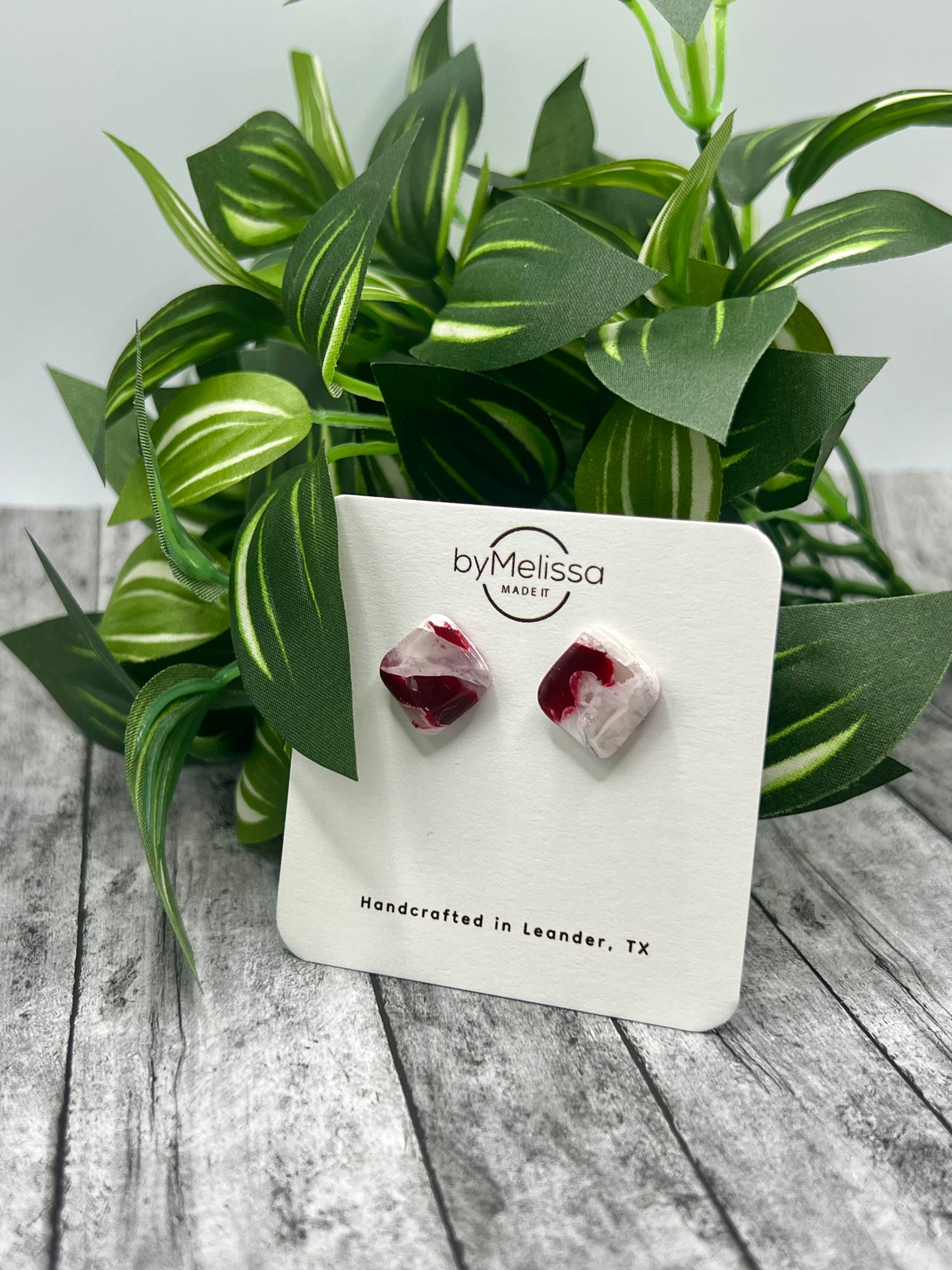 Maroon and White Rounded Square Stud Earrings