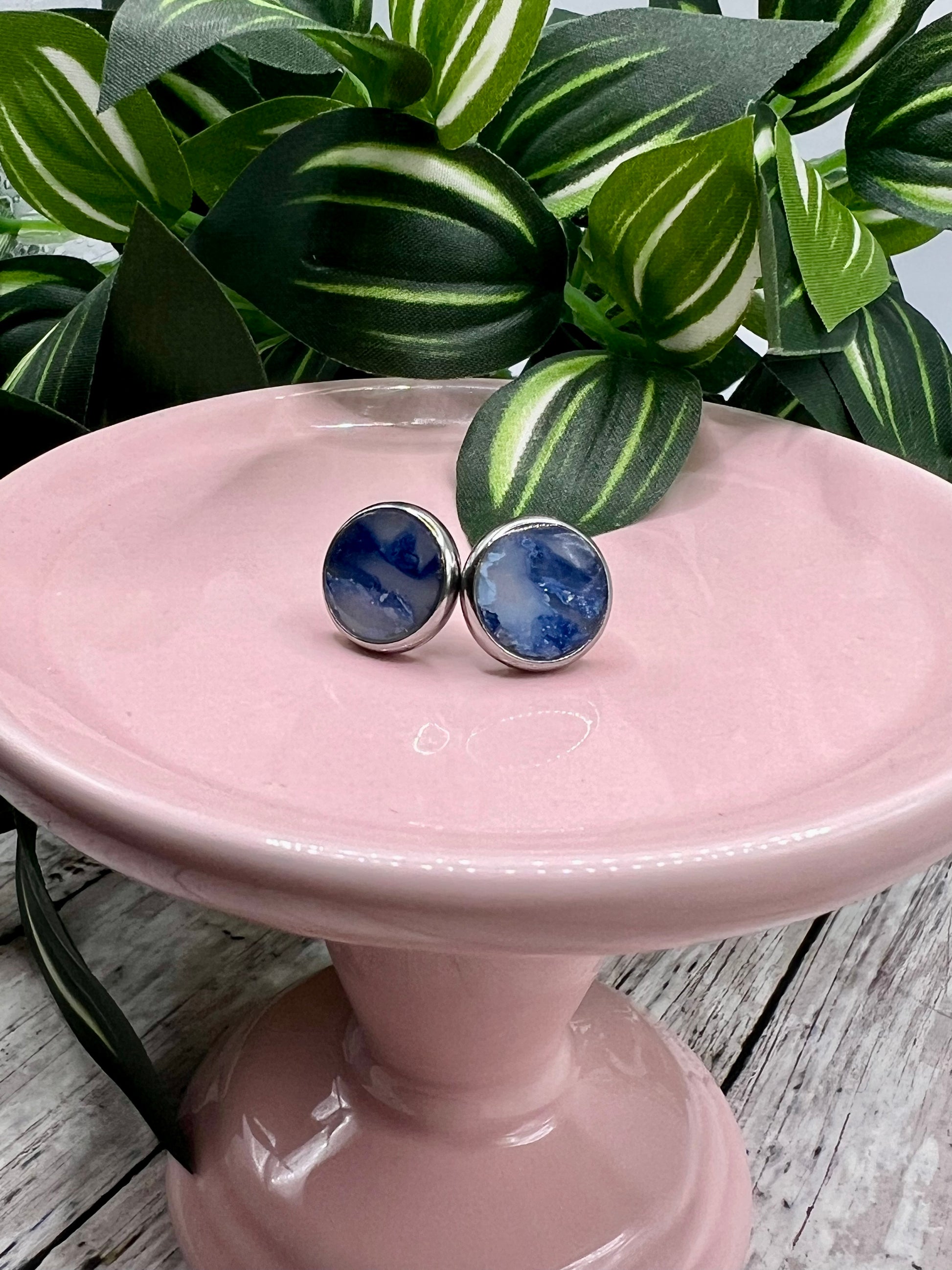Legacy Ranch earrings – Wrangler school spirit