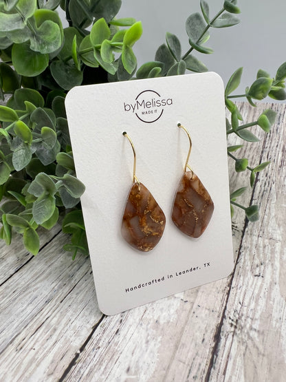 Mocha Mousse Small Kite Drop Earrings